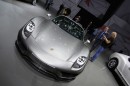 Porsche 918 Spyder auf der Frankfurter Automobilmesse IAA 2013