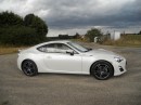 Der Sportcoupe Toyota GT86 in der Farbe Weiß