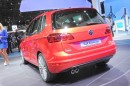 VW Golf Sportsvan auf der Frankfurter Automesse IAA 2013