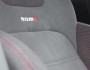Die Sitze des Nissan Juke Nismo in Wildleder