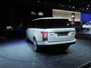 Land Rover präsentiert den Range Rover LWB Autobiography auf der Los Angeles Autoshow 2013