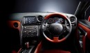 Das Cockpit des überarbeiteten Nissan GT-R 2014