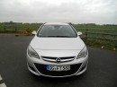 Foto vom Front des Opel Astra Sports Tourer