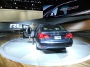 Acura präsentiert den RLX Sport Hybrid auf der Los Angeles Autoshow 2013
