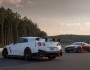 Die Supersportwagen Nissan GT-R und GT-R Nismo nebeneinander