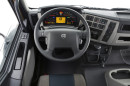 Hier sitzt der Volvo FL Fahrer: Der Innenraum des neuen Lkw-Modells
