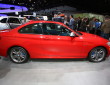 roter BMW M 235i auf der Detroiter Automesse NAIAS 2014