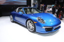 Blauer Porsche 911 Targa auf der NAIAS 2014