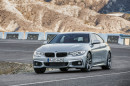 Fotoaufnahme vom fahrenden BMW 4er Gran Coupé
