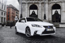 Der 2014er Lexus CT 200h von vorne, Standaufnahme
