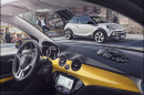 Das Armaturenbrett des Opel Adam Rocks in gelb/schwarz