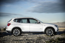 Die Seitenansicht des BMW X3 Facelift 2014