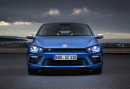 Blauer VW Scirocco Facelift 2014 in der Frontansicht