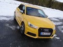 Gelber Audi S1 Sportback Quattro Fünftürer