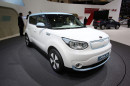 Kia präsentiert den neuen Soul EV auf Autosalon Genf 2014