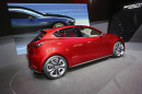Konzeptfahrzeug Mazda Hazumi auf dem Genfer Autosalon 2014