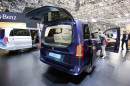 Mercedes-Benz V-Klasse mit offenem Heckfenster