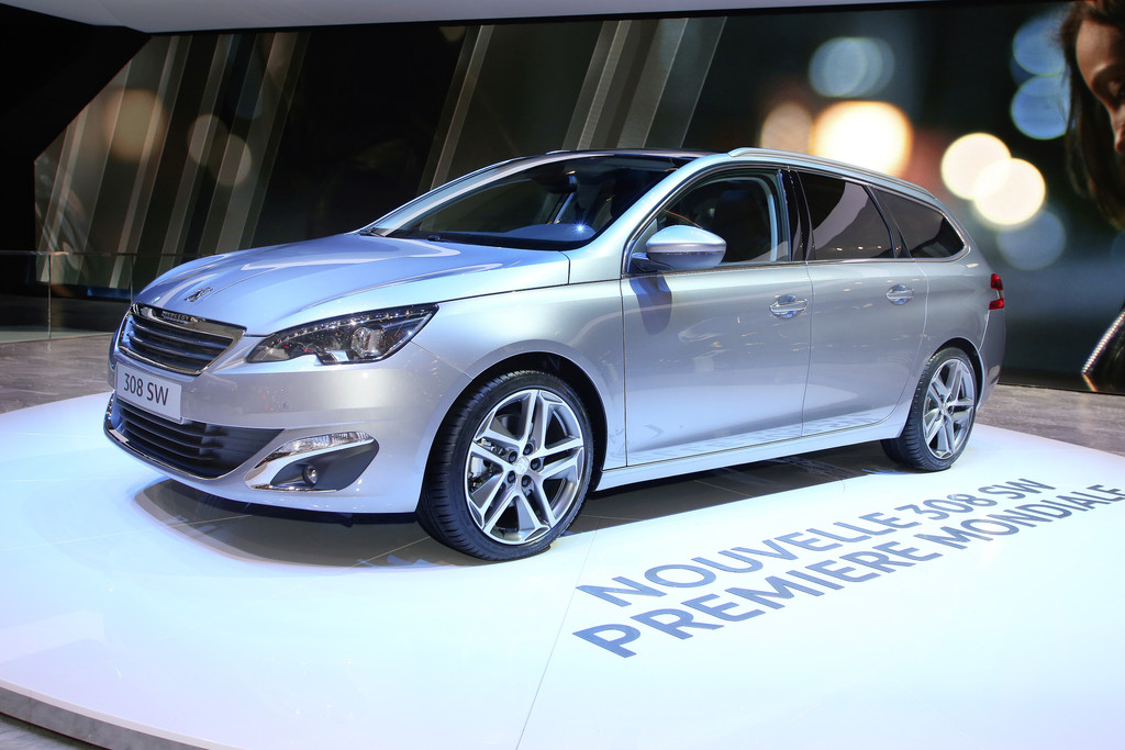 Auf der Automesse Genf zeigt Peugeot seinen neuen Kombi 308 SW