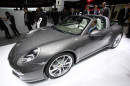 Auf der Automesse Genf zeigt Porsche den neuen Porsche 911 Targa