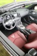 Zweifarbiges Leder und Alcantara für die Sitze des Nissan 370 Z Roadster