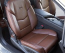 Die Vordersitze in Leder des Cadillac ELR
