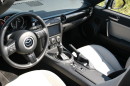Wenig Platz im Innenraum des Roadsters Mazda MX-5