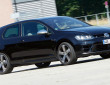 Der 300 PS starke Volkswagen Golf R in schwarz