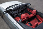 Rotes Leder im Innenraum des BMW 2er Cabrio