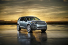 Front und Seitenpartie des neuen Land Rover Discovery Sport