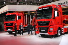 Die LKW-Modelle MAN TGX 26.560 und TGX 18.560 auf der IAA Nutzfahrzeuge 2014