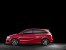 Dunkel roter Mercedes-Benz B 250 CDI in der Seitenansicht