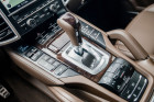 Der Schalthebel des Porsche Cayenne Diesel 2015