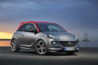 Opel Adam S in der Dachfarbe Fire Red
