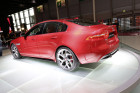 Auf dem Pariser Autosalon präsentiert Jaguar den neuen XE